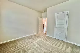 1702 Dover Creek Ln, Lawrenceville, GA 30045 - Photo 5