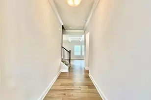 1702 Dover Creek Ln, Lawrenceville, GA 30045 - Photo 3