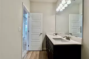 1702 Dover Creek Ln, Lawrenceville, GA 30045 - Photo 29