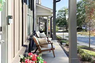 5736 Main St, Flowery Branch, GA 30542 - Photo 3