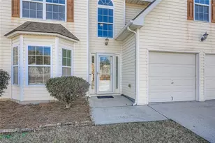 6068 Trotters Cir, Fairburn, GA 30213 - Photo 3