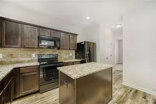 323 Bandelier Cir, Hampton, GA 30228 - Photo 11