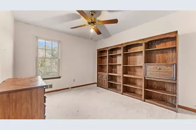 570 Candlewick Lane NW, Lilburn, GA 30047 - Photo 15