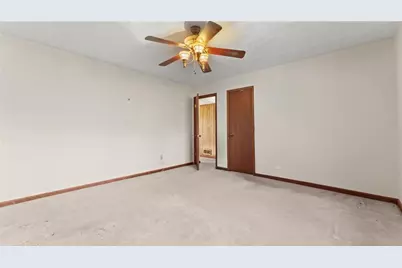 570 Candlewick Lane NW, Lilburn, GA 30047 - Photo 19