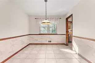 570 Candlewick Ln NW, Lilburn, GA 30047 - Photo 9