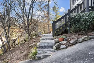 570 Candlewick Ln NW, Lilburn, GA 30047 - Photo 5