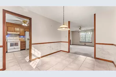 570 Candlewick Lane NW, Lilburn, GA 30047 - Photo 11