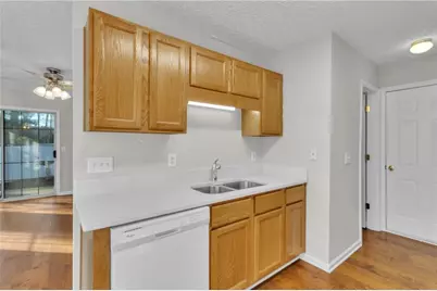 1050 Daventry Crossing, Woodstock, GA 30188 - Photo 13