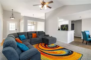 101 River View Ct, Hampton, GA 30228 - Photo 9