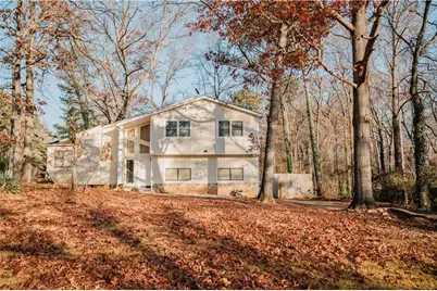 6801 Creekwood Drive, Douglasville, GA 30135 - Photo 5