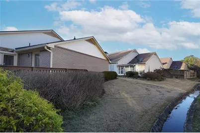 4561 Lake Village Drive, Atlanta, GA 30338 - Photo 23