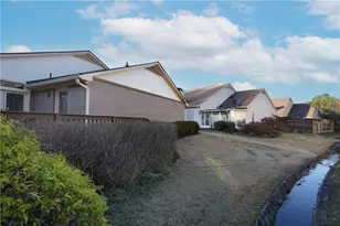 4561 Lake Village Dr, Atlanta, GA 30338 - Photo 23