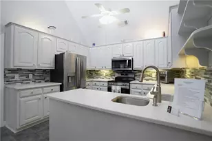 4561 Lake Village Dr, Atlanta, GA 30338 - Photo 37