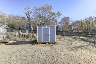 606 Bluff Dr, Woodstock, GA 30188 - Photo 23