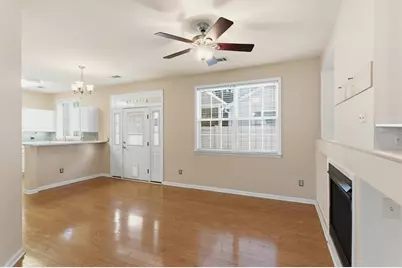 212 Hiawassee Drive, Woodstock, GA 30188 - Photo 7