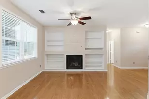 212 Hiawassee Dr, Woodstock, GA 30188 - Photo 9