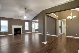 4598 Jackam Ridge Ct, Lithonia, GA 30038 - Photo 3