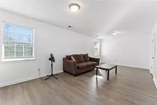 5370 Queen Ester Ct, Ellenwood, GA 30294 - Photo 11