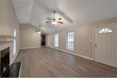 7907 Taylor Circle, Riverdale, GA 30274 - Photo 5