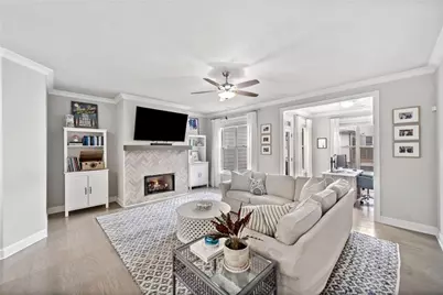 1094 Township Square, Alpharetta, GA 30022 - Photo 7