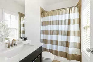 1002 Township Square, Alpharetta, GA 30022 - Photo 35