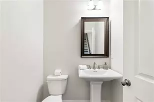 1002 Township Square, Alpharetta, GA 30022 - Photo 21