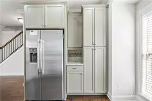 1002 Township Square, Alpharetta, GA 30022 - Photo 11