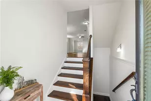 1002 Township Square, Alpharetta, GA 30022 - Photo 5