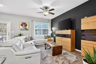 3182 Meadowstone Ln, Atlanta, GA 30331 - Photo 11