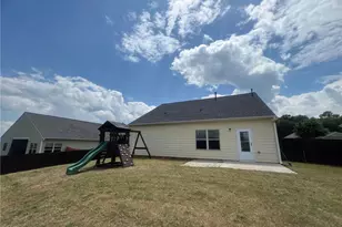 1053 Sutherland Dr, Winder, GA 30680 - Photo 21