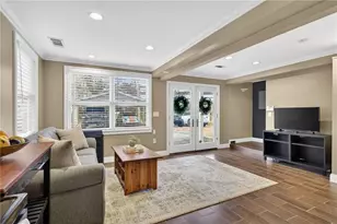 1040 Lindridge Dr NE, Atlanta, GA 30324 - Photo 23