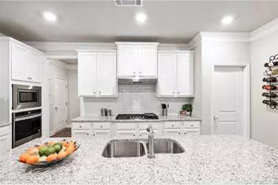 6898 Lancaster Crossing, Flowery Branch, GA 30542 - Photo 9