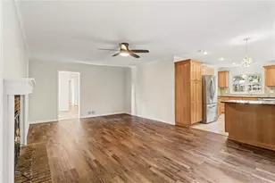 9310 Martins Lake Dr, Roswell, GA 30076 - Photo 13