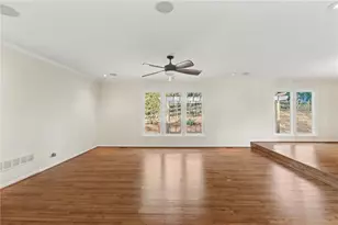 9310 Martins Lake Dr, Roswell, GA 30076 - Photo 3