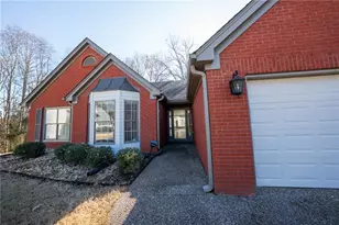 3190 Hampton Trace Ct, Buford, GA 30519 - Photo 5