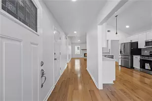 367 Ayelsbury Ct, Sugar Hill, GA 30518 - Photo 3