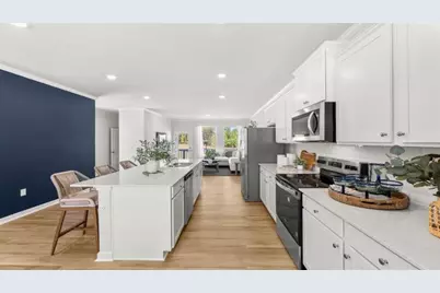 6728 Leigh Street, Flowery Branch, GA 30542 - Photo 9