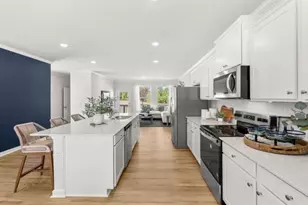 6728 Leigh St, Flowery Branch, GA 30542 - Photo 9