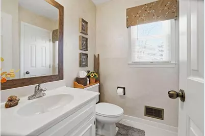 4895 Puritan Drive, Sugar Hill, GA 30518 - Photo 11