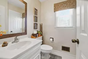 4895 Puritan Dr, Sugar Hill, GA 30518 - Photo 11