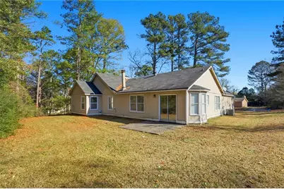 1660 Creek Crossing SE, Conyers, GA 30094 - Photo 15