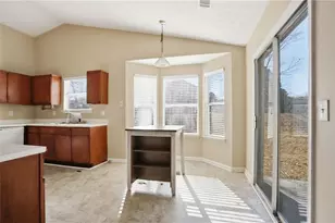 1660 Creek Crossing SE, Conyers, GA 30094 - Photo 5