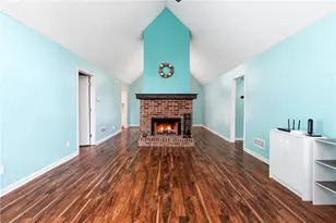 3755 Creekwood Dr, Loganville, GA 30052 - Photo 7