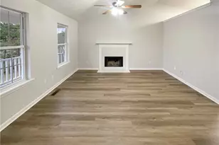 3986 Pinedale Ln, Gainesville, GA 30507 - Photo 11