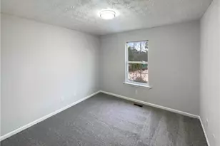 3986 Pinedale Ln, Gainesville, GA 30507 - Photo 17