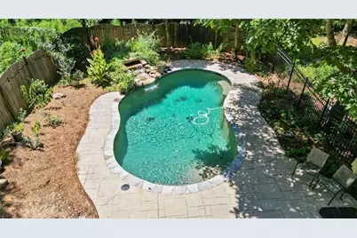 6732 Willowbrook Trail, Flowery Branch, GA 30542 - Photo 5