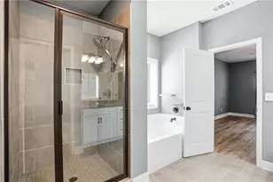 95 Hawthorn Ln, Covington, GA 30014 - Photo 15