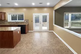 4045 Wintersweet Dr, Decatur, GA 30034 - Photo 15