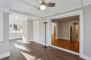 22 Peachtree Hills Ave NE, Atlanta, GA 30305 - Photo 13