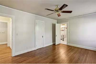 22 Peachtree Hills Avenue NE, Atlanta, GA 30305 - Photo 29